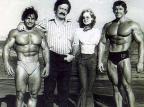 joe weider treinando arnold e franco