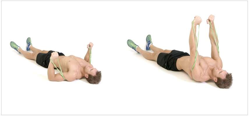 Supino inclinado com barra, treino de ginástica masculino, aeróbico e  exercícios.